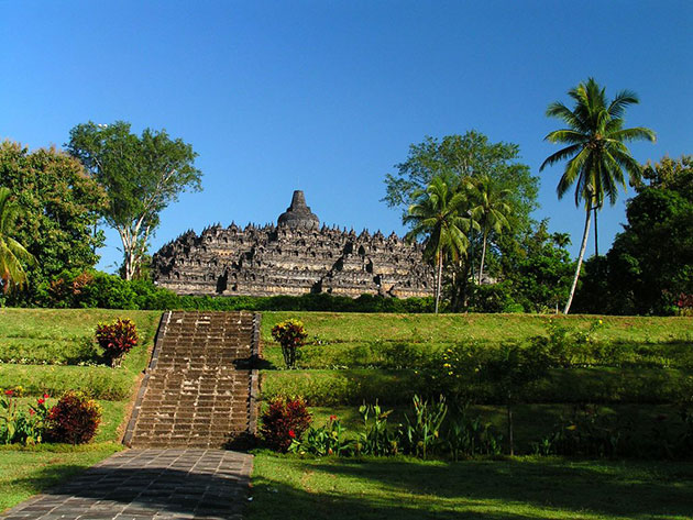 Borobudur-1a